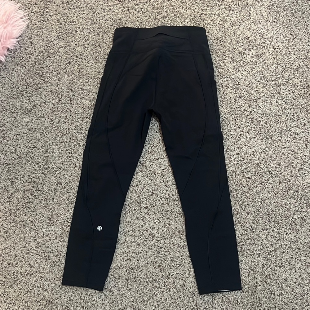 black size 6 lululemon leggings